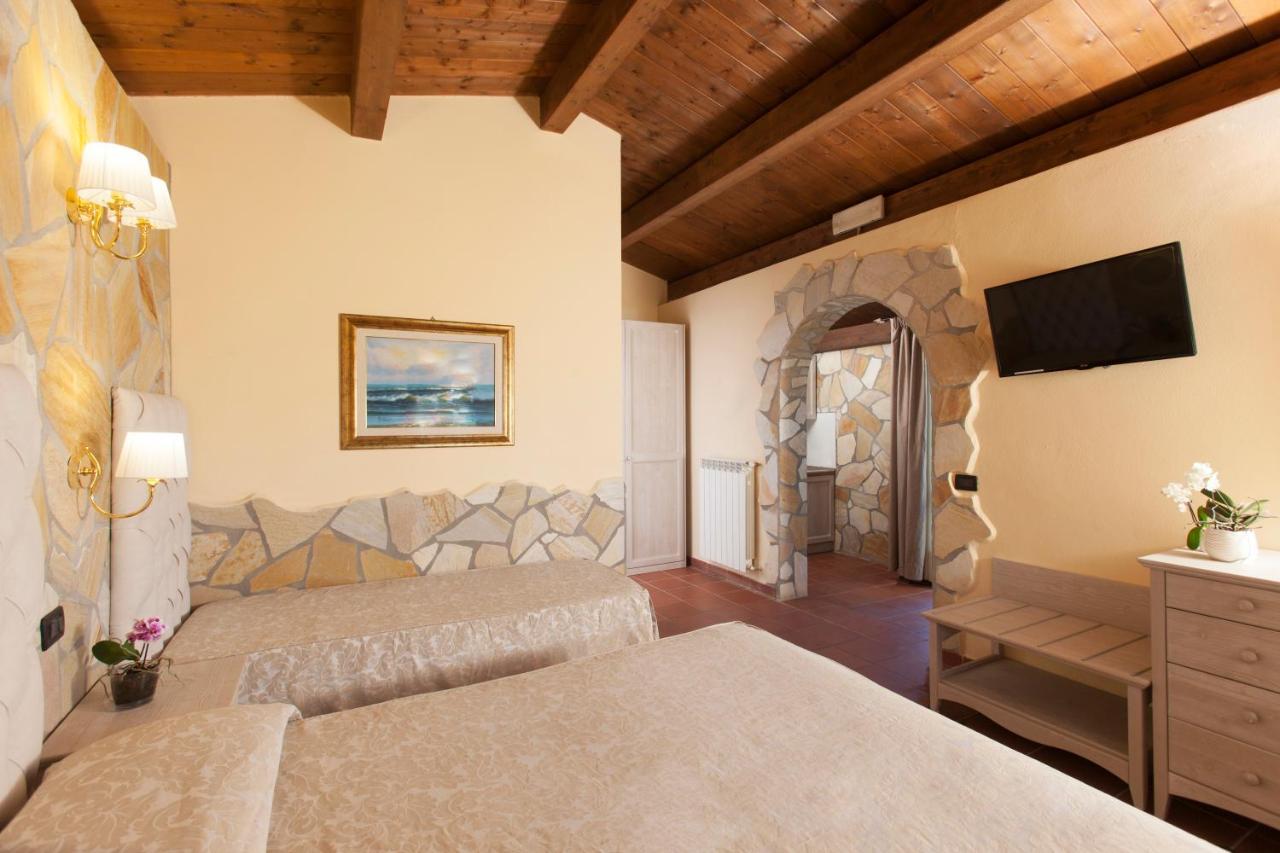 Fattoria Maremmana Aparthotel Marina di Grosseto Eksteriør bilde